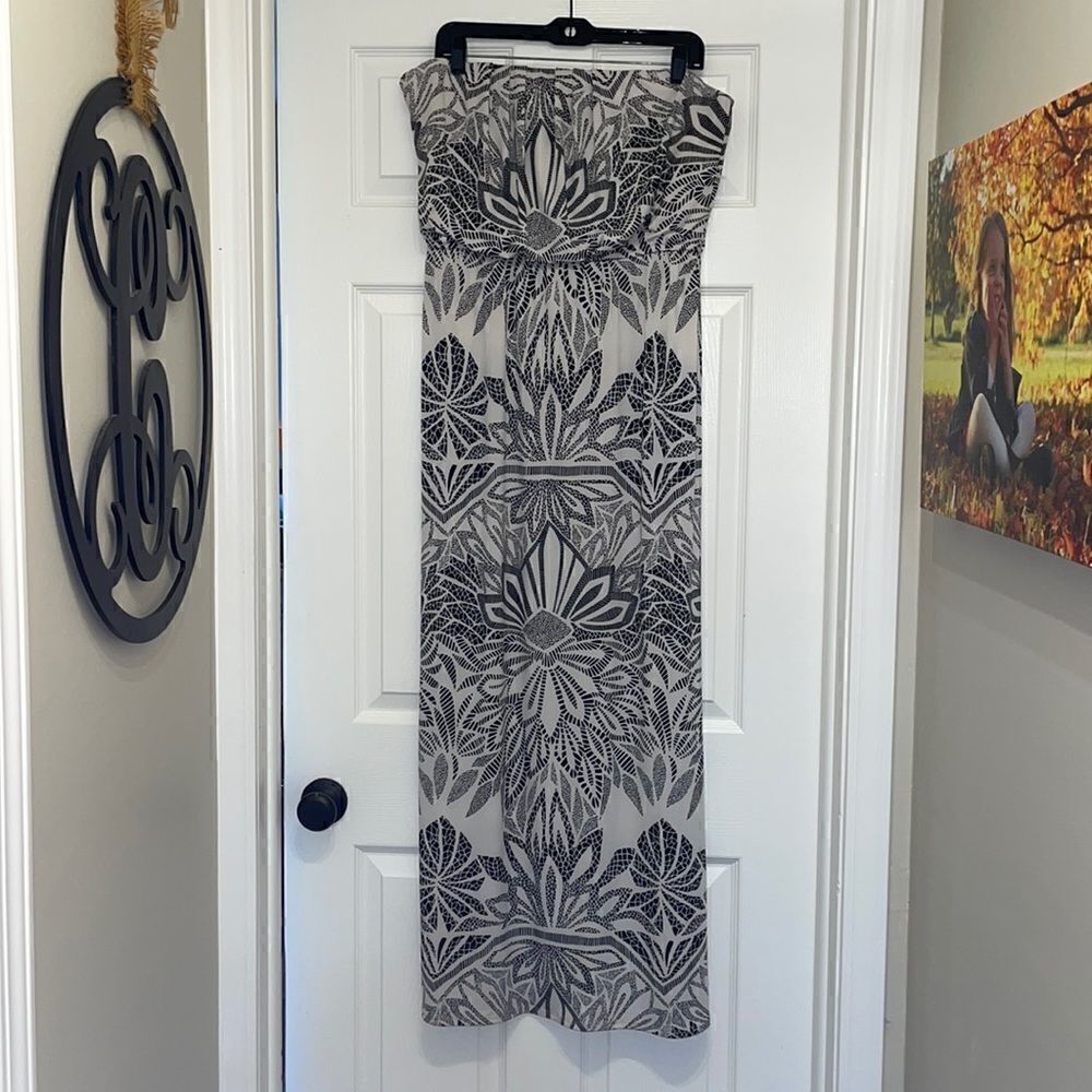 ✨Bisou Bisou Michele Bohbot Strapless Black & White Bandeau Maxi Dress